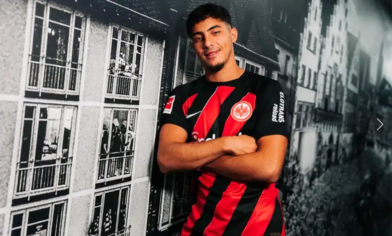 Farès Chaïbi signe à l'Eintracht Francfort