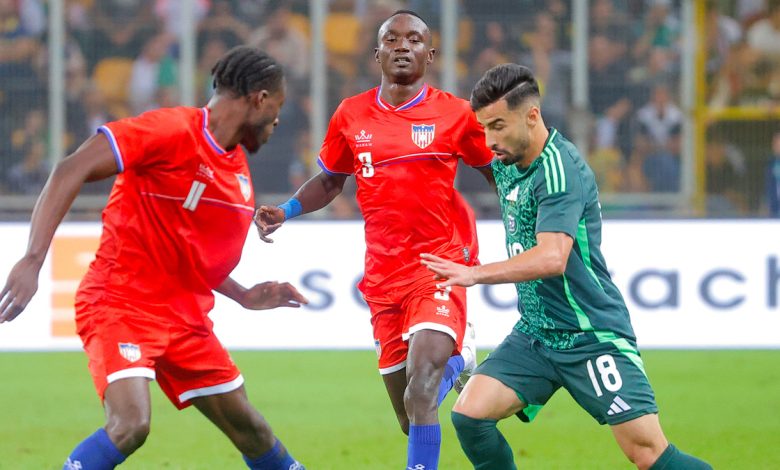 Mohamed Amine Amoura face au Liberia