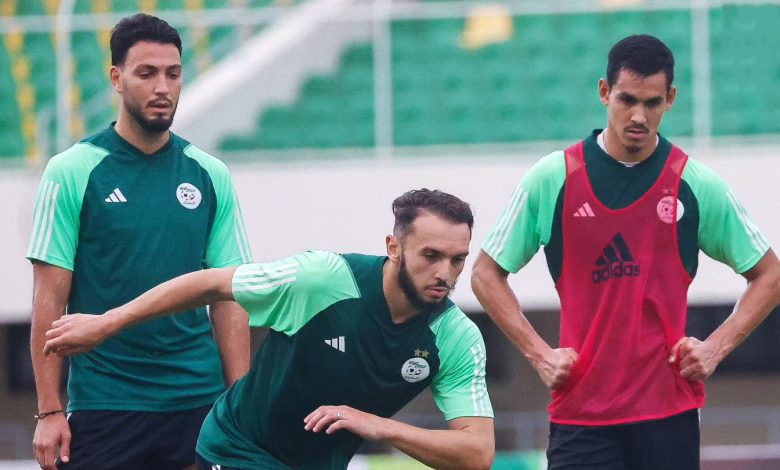 Ramy Bensebaïni, Amine Gouiri et Aissa Mandi