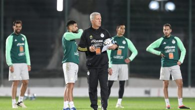 Vladimir Petkovic dirige une séance d'entrainement