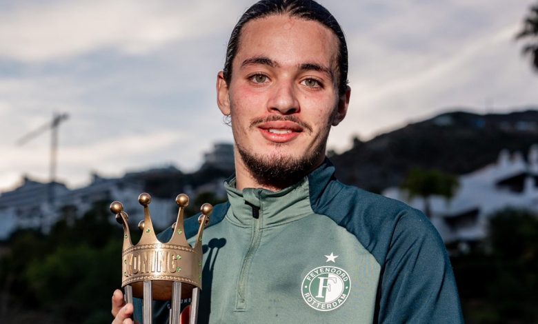 Anis Hadj-Moussa meilleur joueur de décembre !