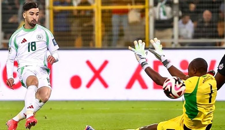 Mohamed Amine Amoura face au Mozambique