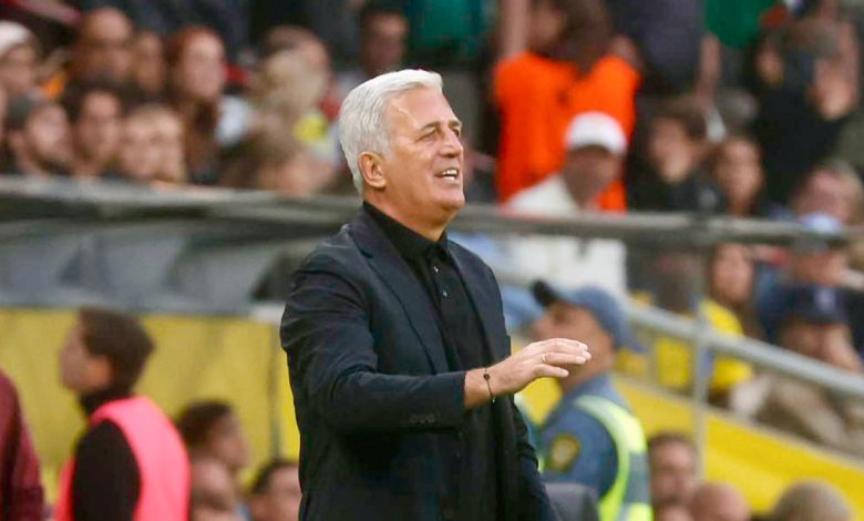 Vladimir Petkovic lors du match Suède - Algérie